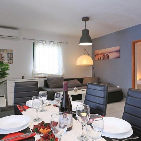 סבטי פיליפ אי ג'קוב Holiday Home Lucija מראה חיצוני תמונה