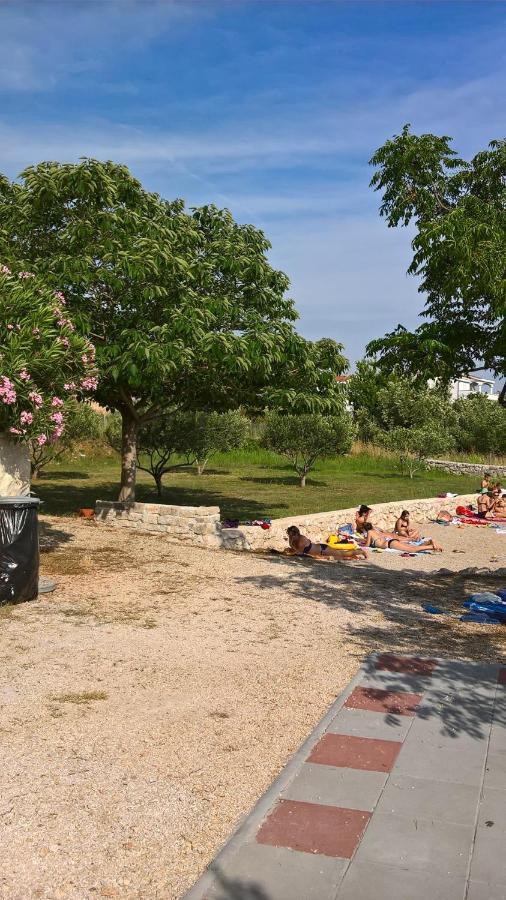 סבטי פיליפ אי ג'קוב Holiday Home Lucija מראה חיצוני תמונה